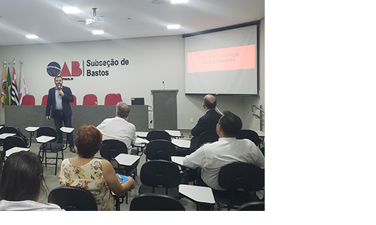 Aula Magna em Bastos